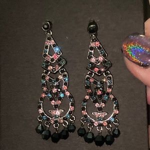 Chandelier earrings